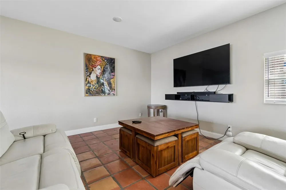 9901 BAY DRIVE Gibsonton, FL 33534