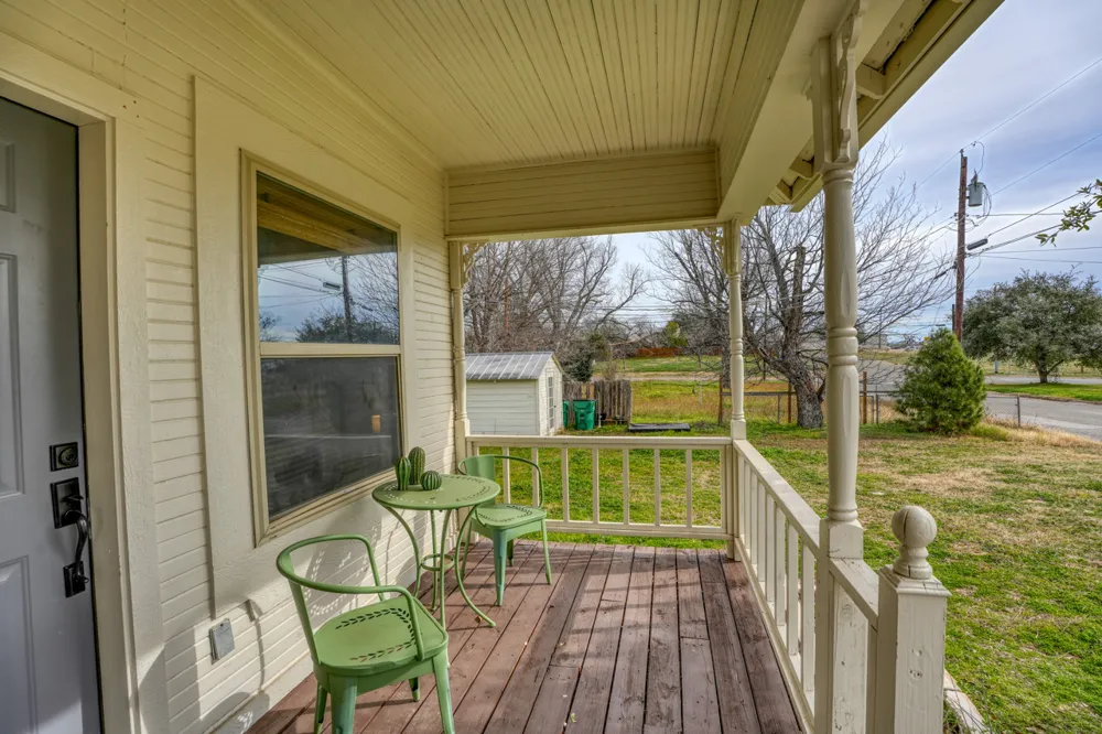 305 W Tarrant Street Llano, TX 78643