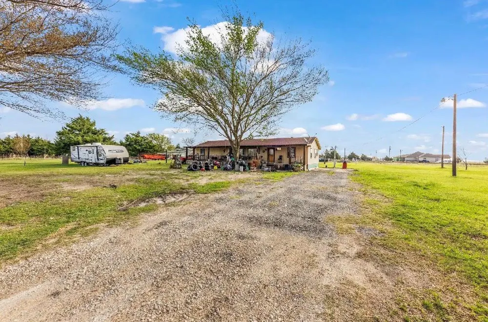 3451 Fm 878 Waxahachie, TX 75165