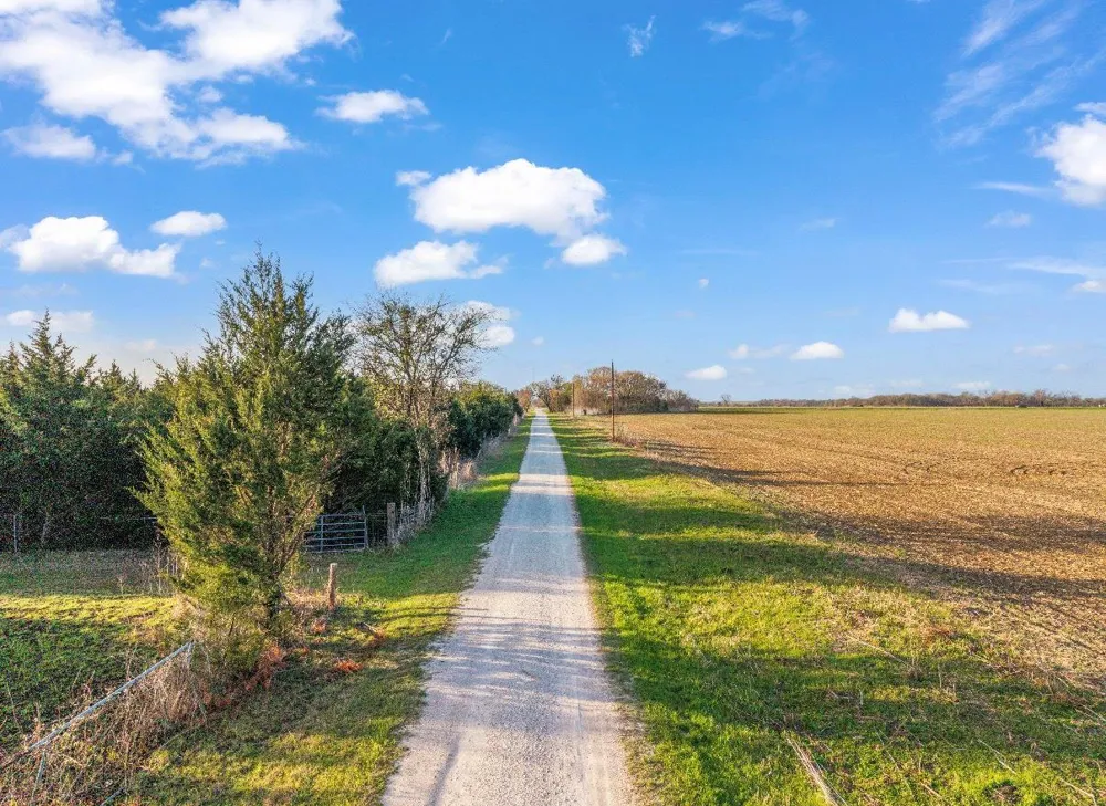 3451 Fm 878 Waxahachie, TX 75165