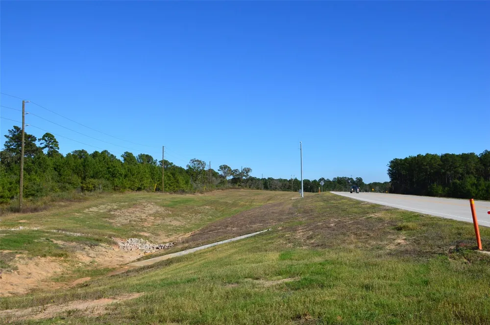 14 Sh 249 Navasota, TX 77868