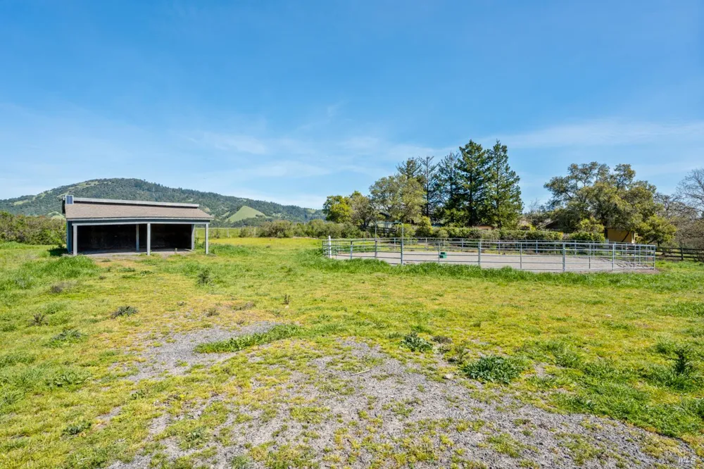 4436 Grange Road Santa Rosa, CA 95404