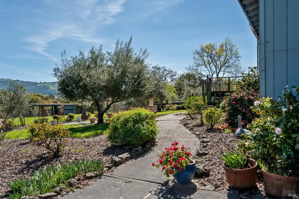 4436 Grange Road Santa Rosa, CA 95404