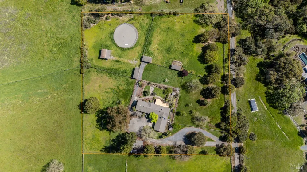 4436 Grange Road Santa Rosa, CA 95404