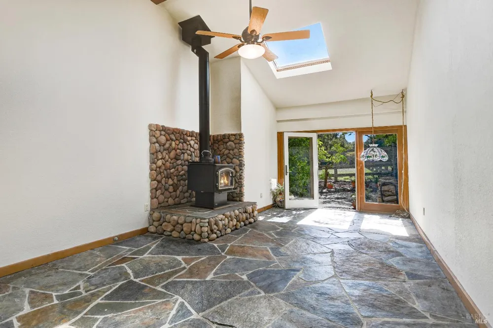 4436 Grange Road Santa Rosa, CA 95404