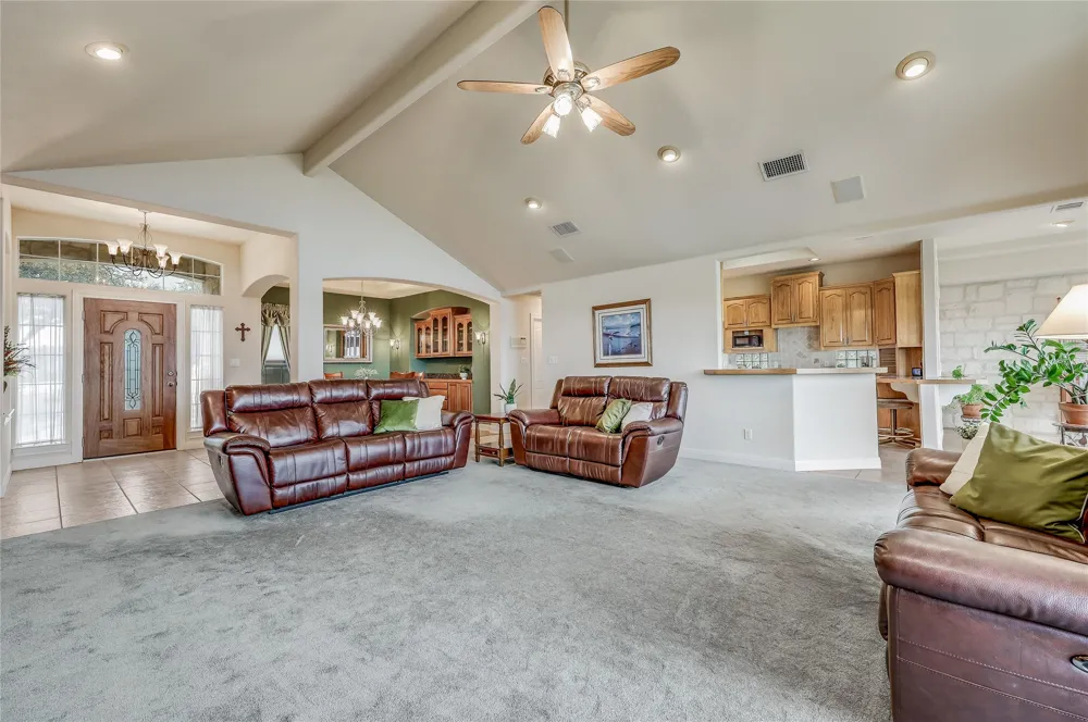 20711 Henry Avenue Lago Vista, TX 78645