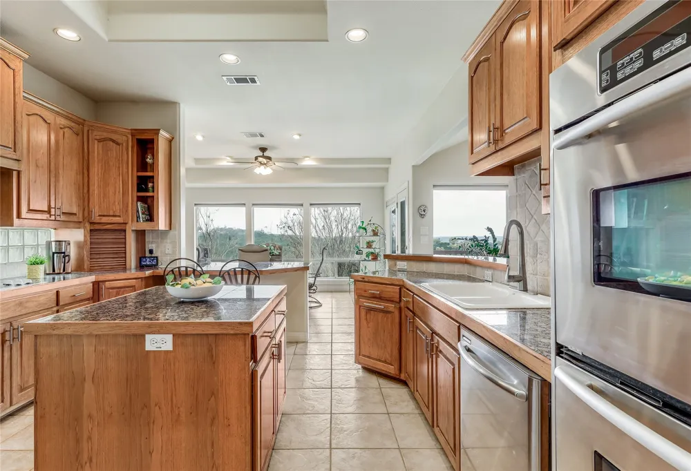20711 Henry Avenue Lago Vista, TX 78645