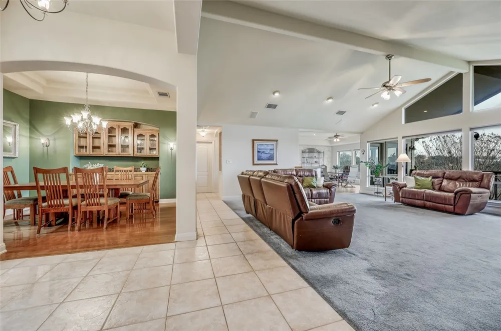 20711 Henry Avenue Lago Vista, TX 78645