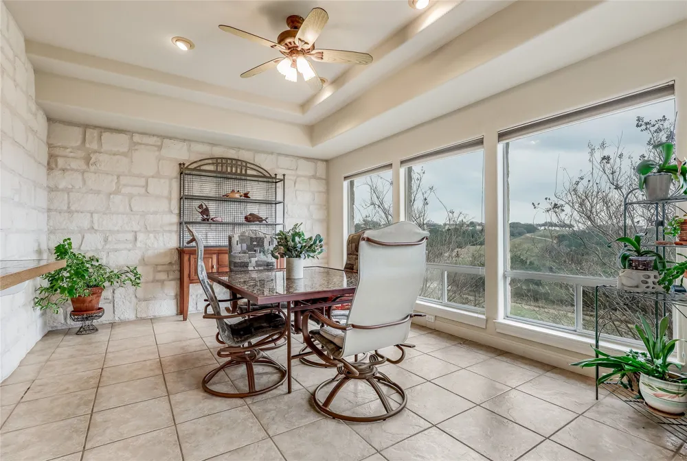 20711 Henry Avenue Lago Vista, TX 78645