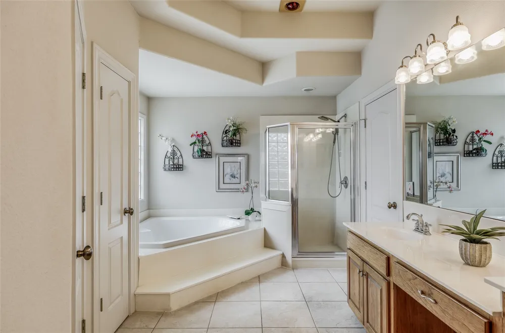 20711 Henry Avenue Lago Vista, TX 78645