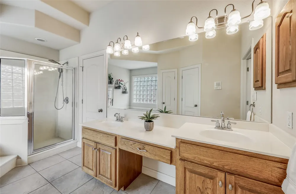 20711 Henry Avenue Lago Vista, TX 78645