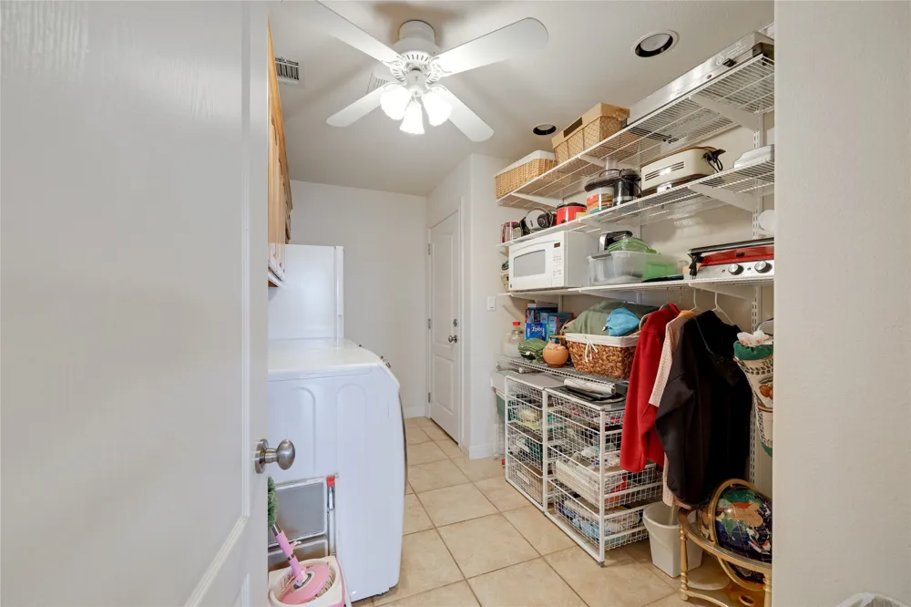 20711 Henry Avenue Lago Vista, TX 78645