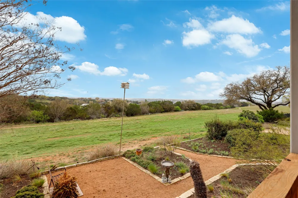 20711 Henry Avenue Lago Vista, TX 78645