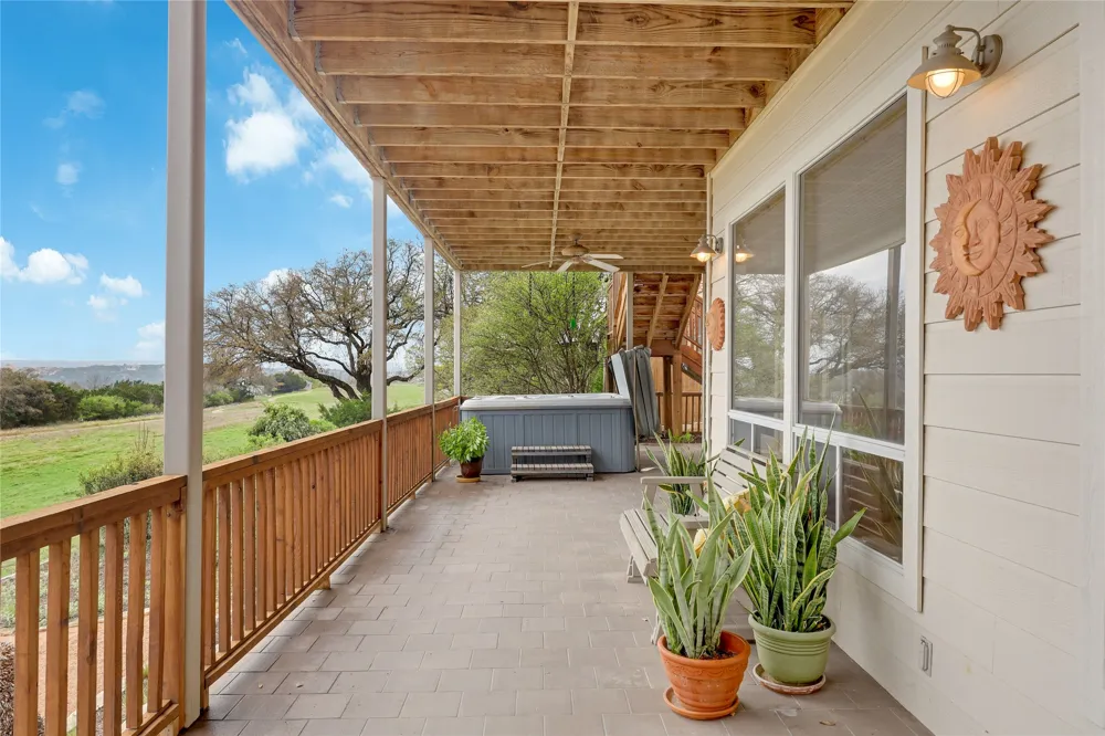 20711 Henry Avenue Lago Vista, TX 78645