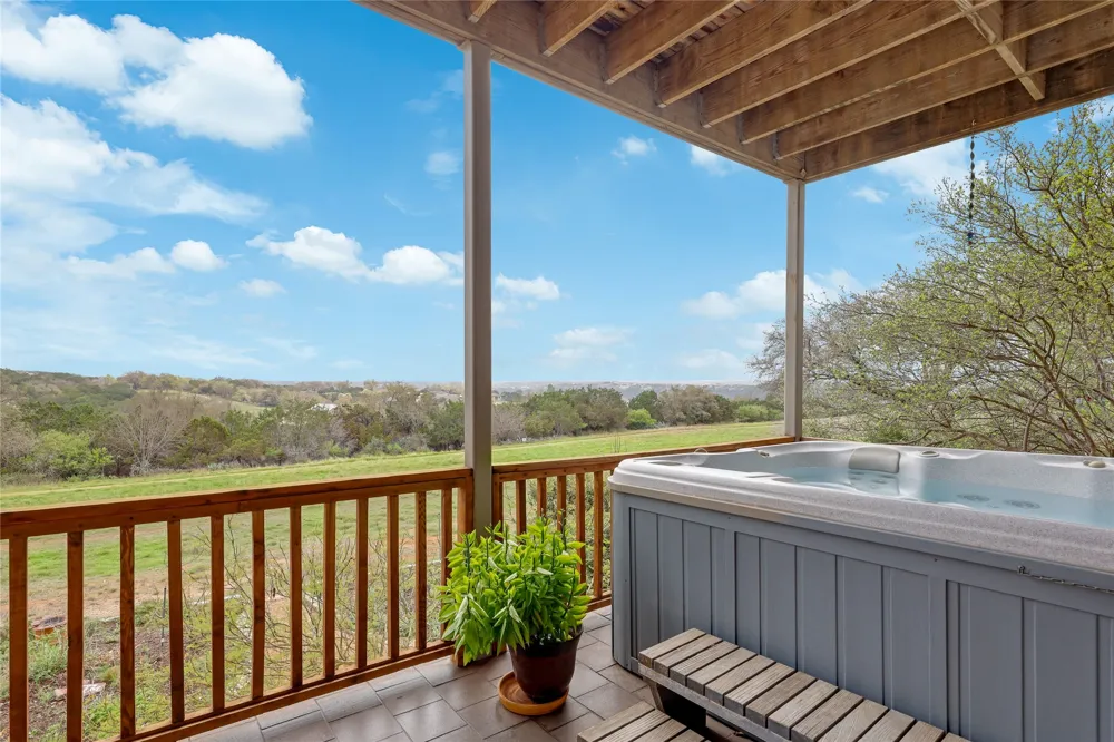 20711 Henry Avenue Lago Vista, TX 78645