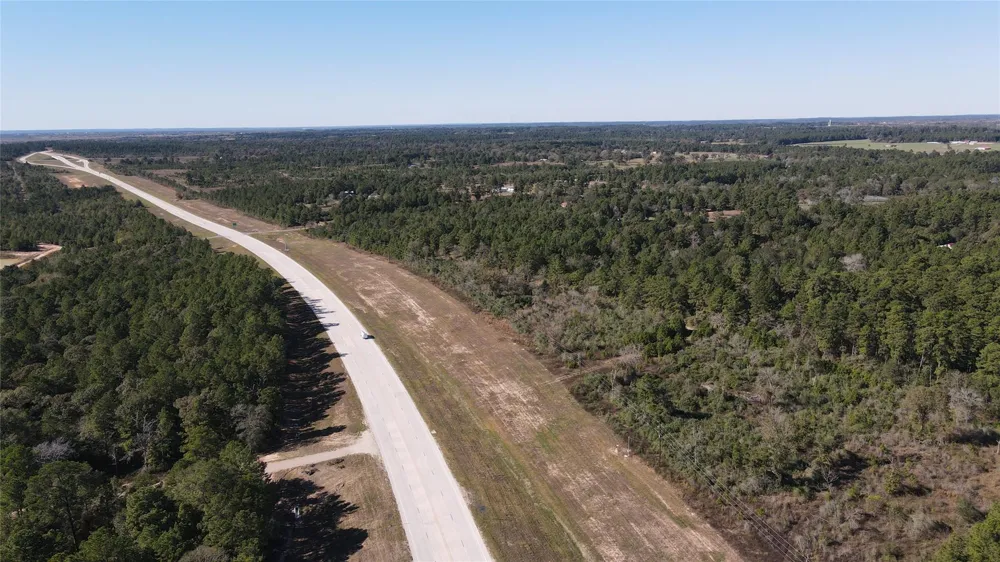 15 Sh 249 Navasota, TX 77868