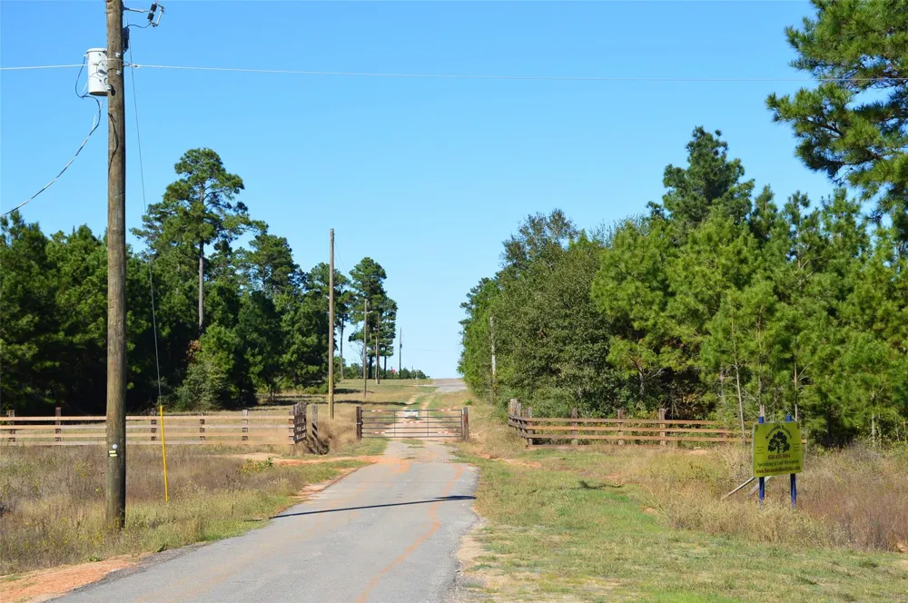 15 Sh 249 Navasota, TX 77868