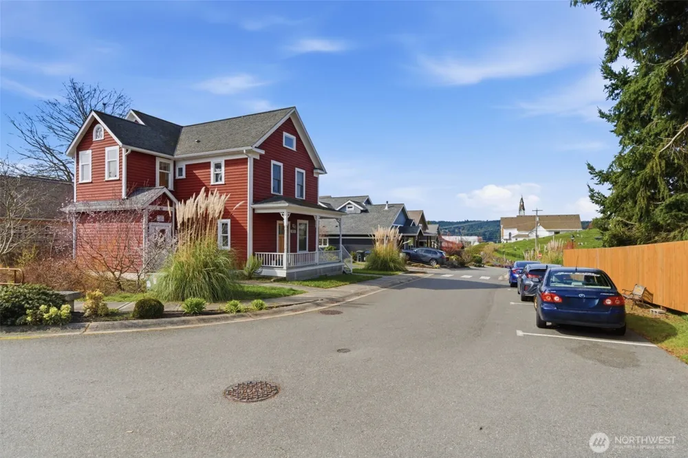 515 Antonson Lane NE Poulsbo, WA 98370