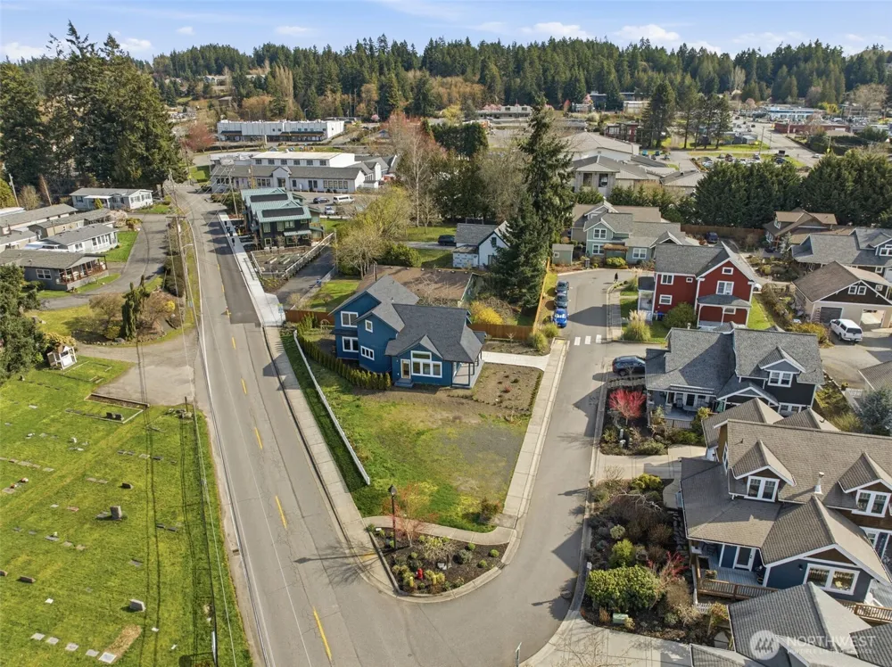 515 Antonson Lane NE Poulsbo, WA 98370