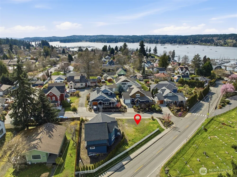 515 Antonson Lane NE Poulsbo, WA 98370