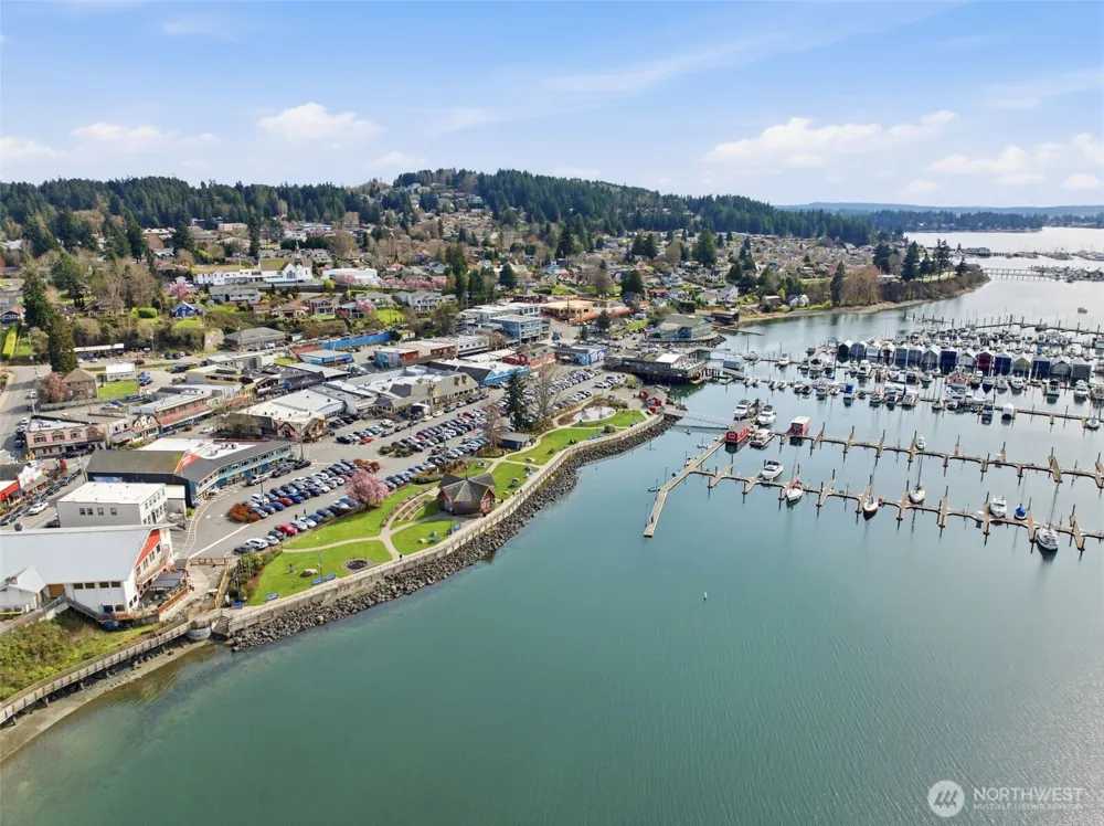 515 Antonson Lane NE Poulsbo, WA 98370