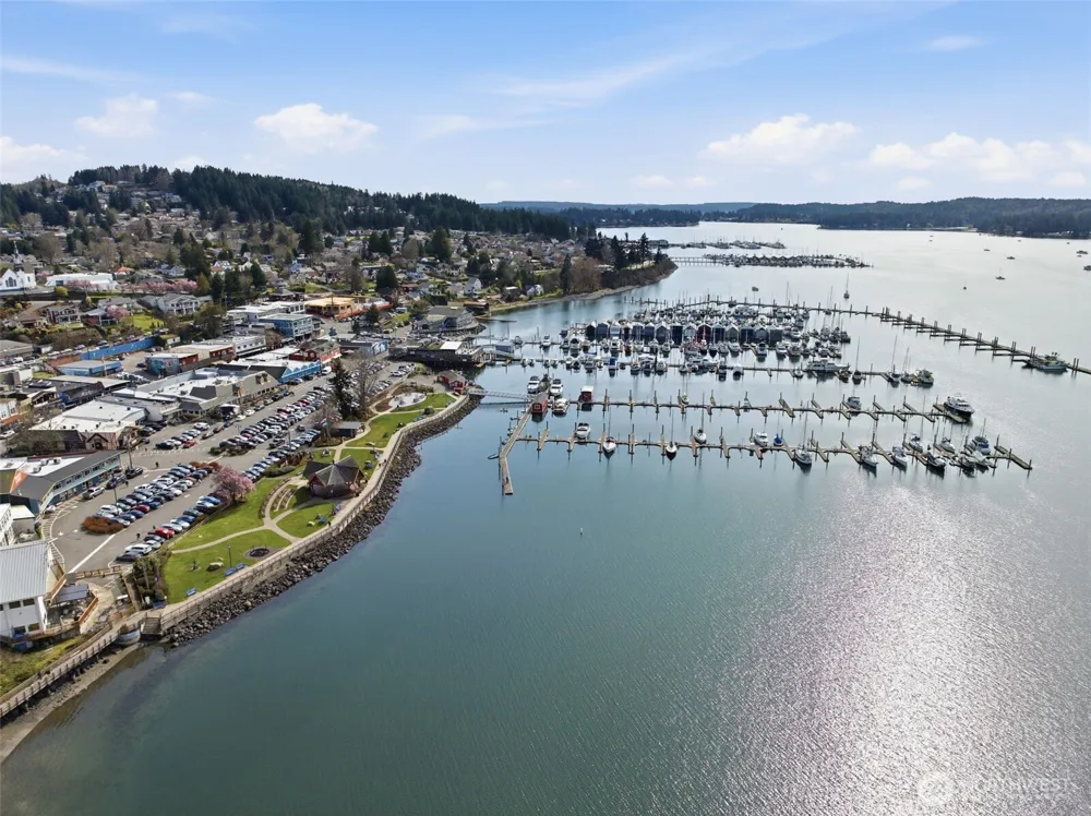 515 Antonson Lane NE Poulsbo, WA 98370