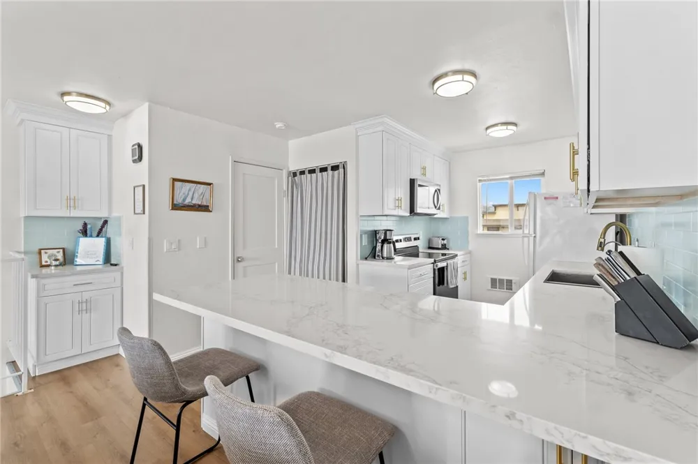 77 Ocean Avenue #12 Cayucos, CA 93430