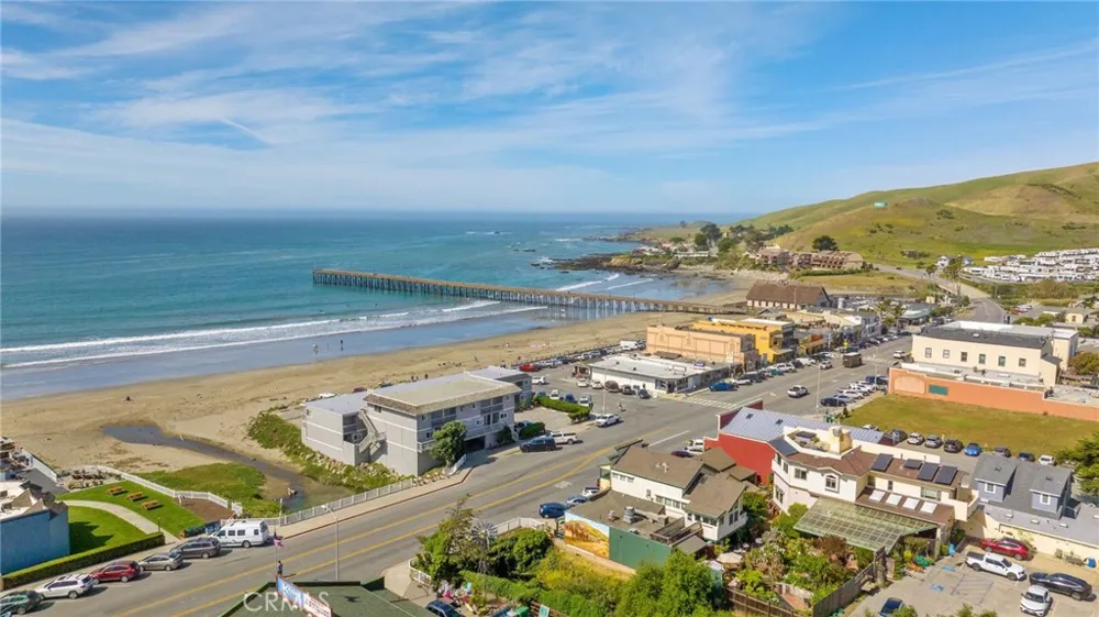 77 Ocean Avenue #12 Cayucos, CA 93430
