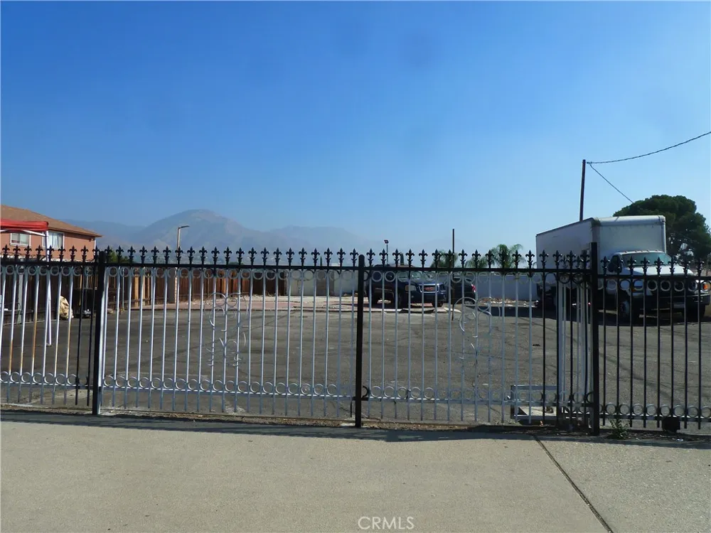 3119 Golden San Bernardino, CA 92404