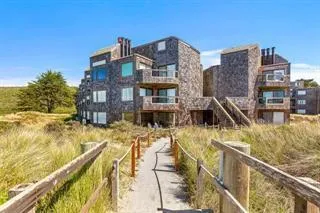 101 Shell Drive #22