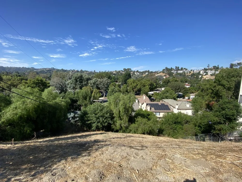 5105 Escobedo Drive Woodland Hills, CA 91364
