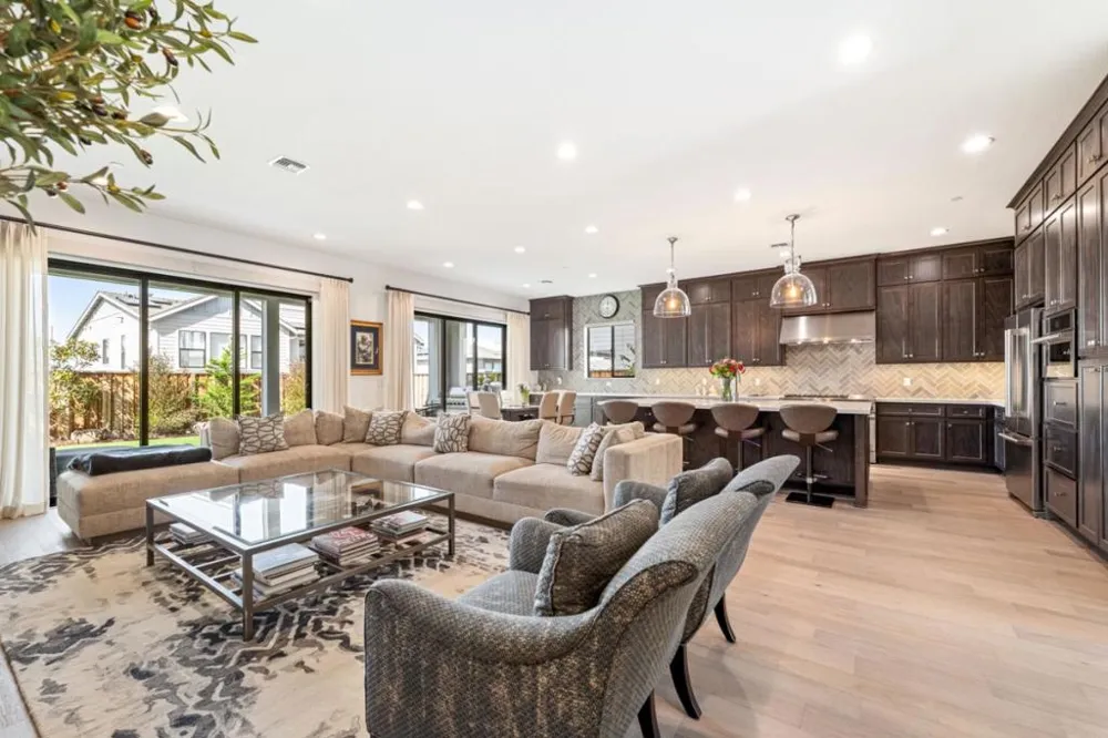 2409 Schooner Avenue Marina, CA 93933