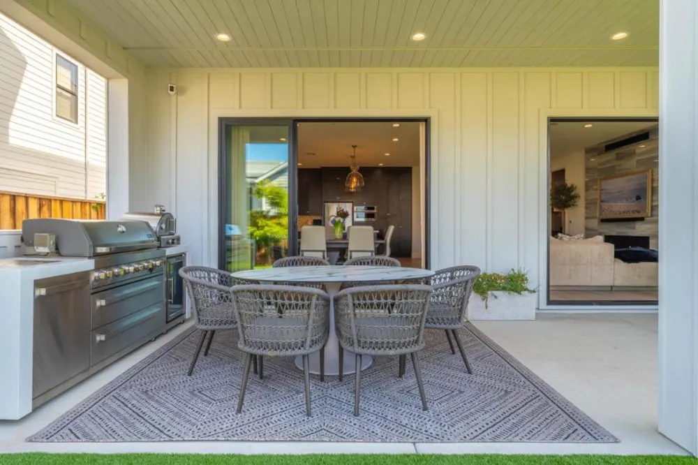 2409 Schooner Avenue Marina, CA 93933