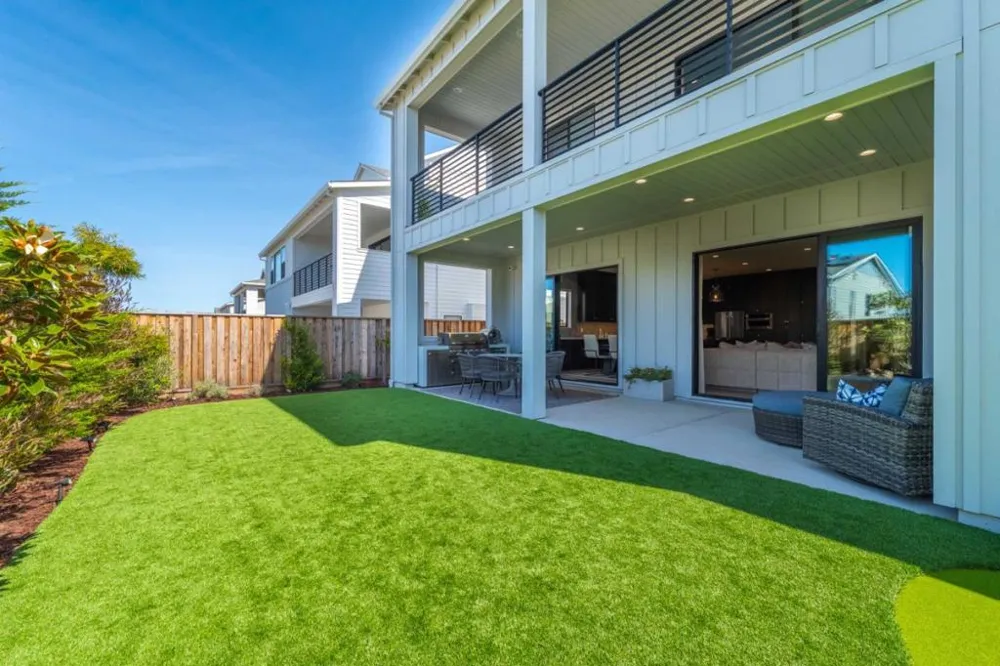2409 Schooner Avenue Marina, CA 93933