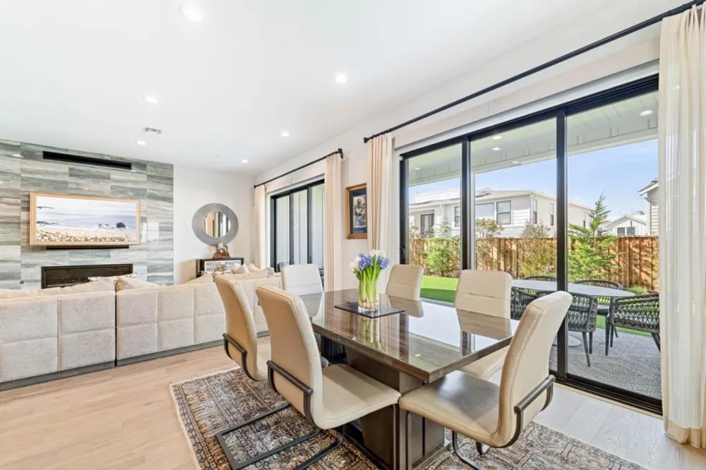 2409 Schooner Avenue Marina, CA 93933
