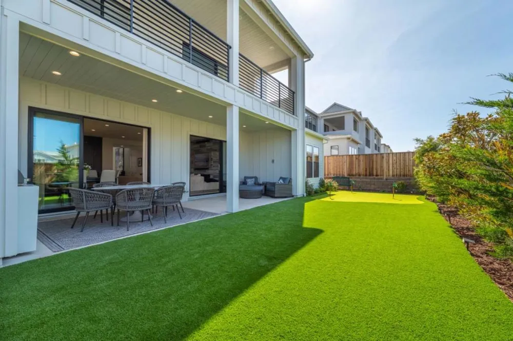 2409 Schooner Avenue Marina, CA 93933