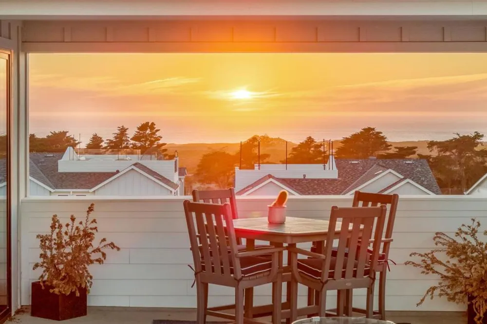 2409 Schooner Avenue Marina, CA 93933
