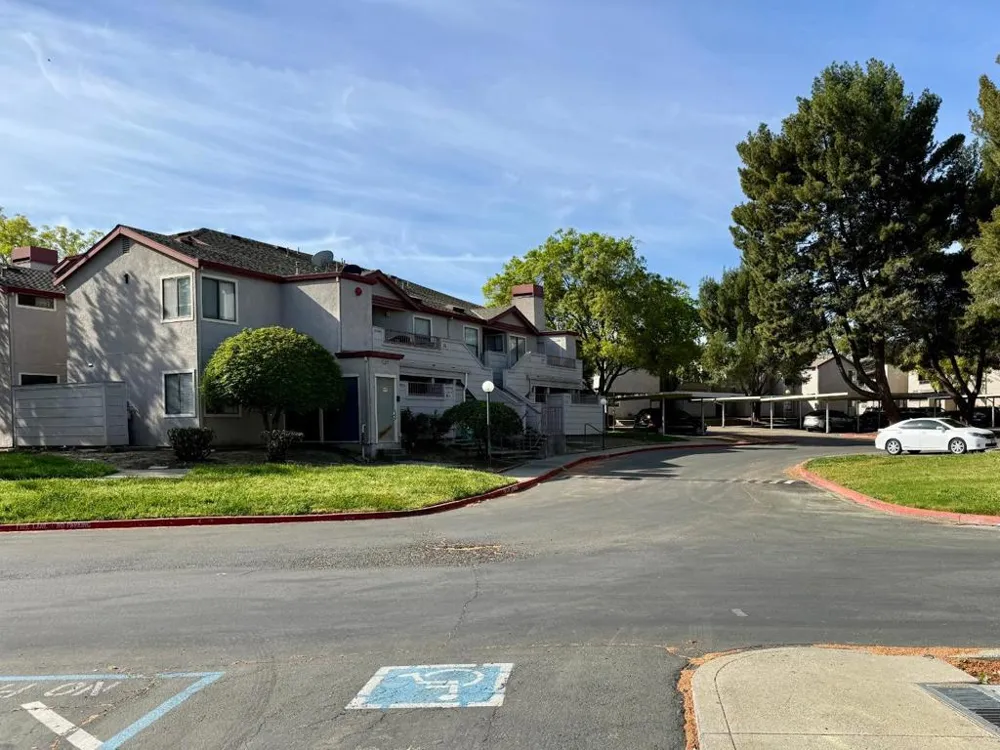 8 Lancaster Circle #224 Bay Point, CA 94565