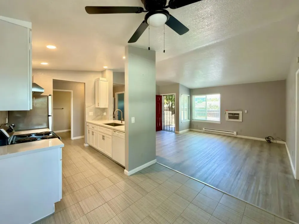 8 Lancaster Circle #224 Bay Point, CA 94565