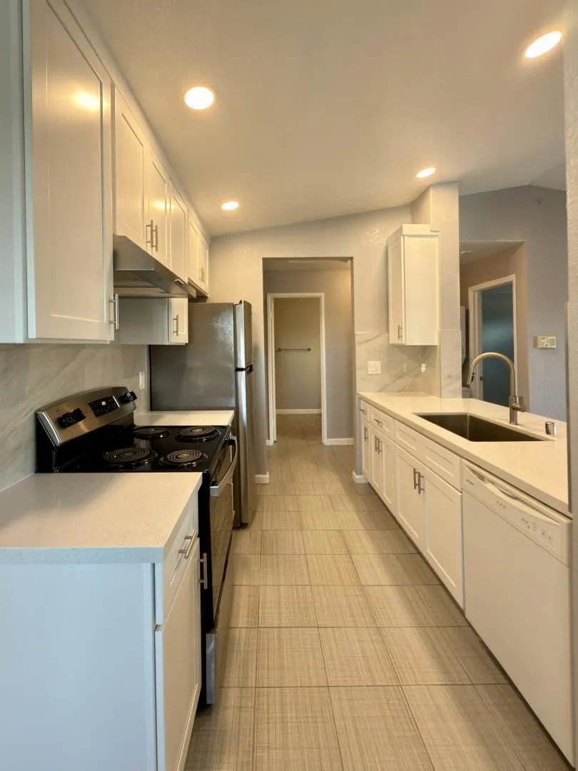 8 Lancaster Circle #224 Bay Point, CA 94565