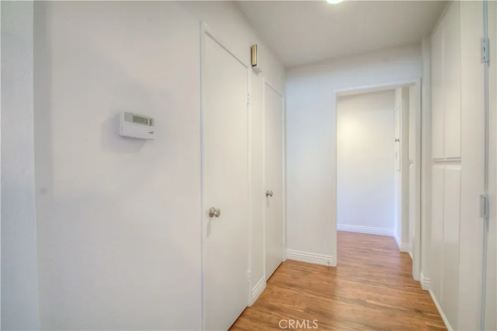 25261 Tanoak Lake Forest, CA 92630