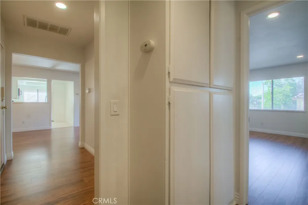 25261 Tanoak Lake Forest, CA 92630