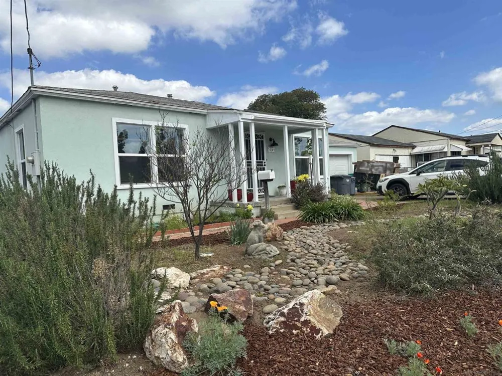 314 E E Washington Ave El Cajon, CA 92020