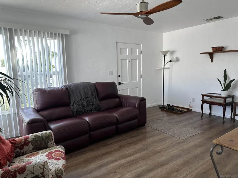 314 E E Washington Ave El Cajon, CA 92020