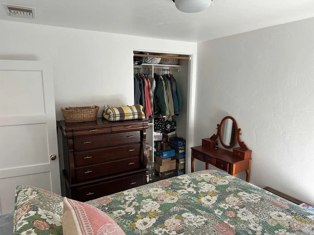 314 E E Washington Ave El Cajon, CA 92020