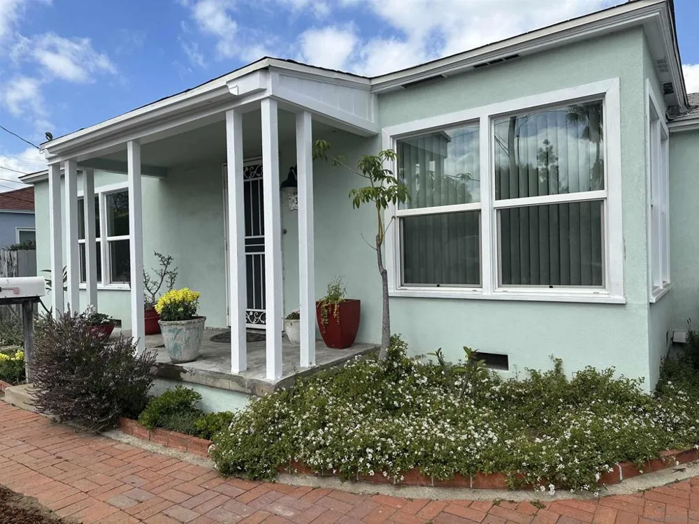 314 E E Washington Ave El Cajon, CA 92020