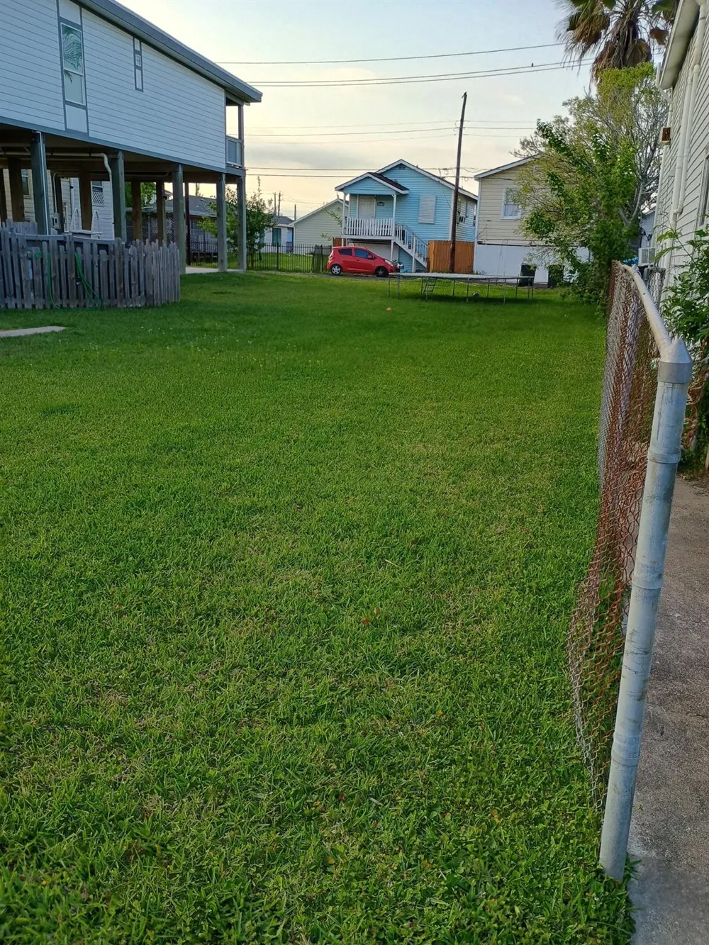 5016 Avenue M1/2 Galveston, TX 77551
