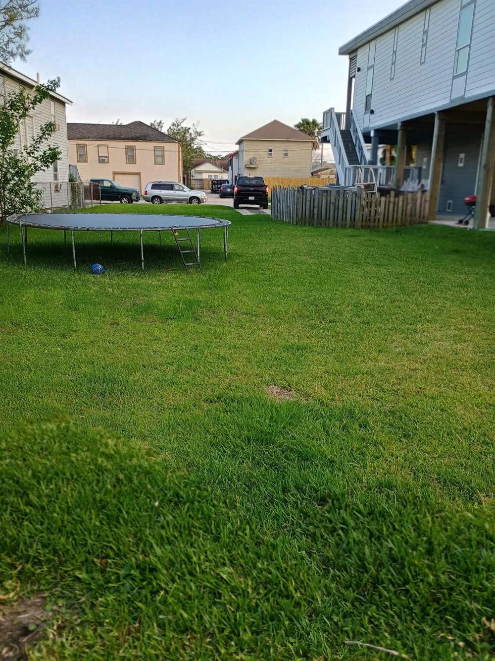 5016 Avenue M1/2 Galveston, TX 77551