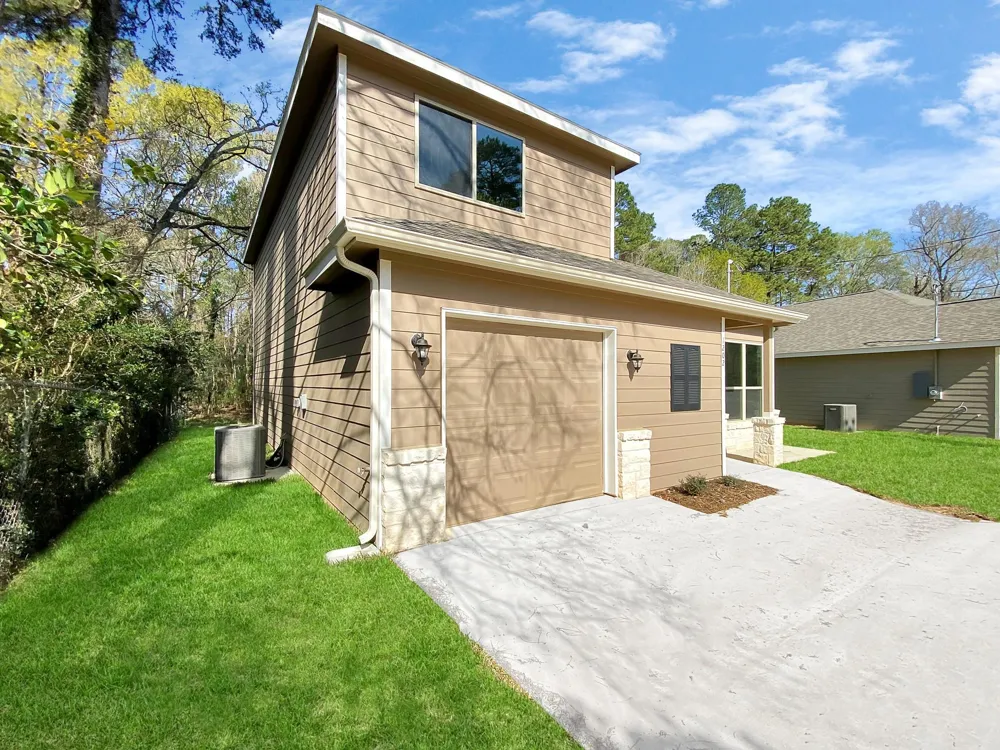 1202 Saint Lawrence River Road Montgomery, TX 77316