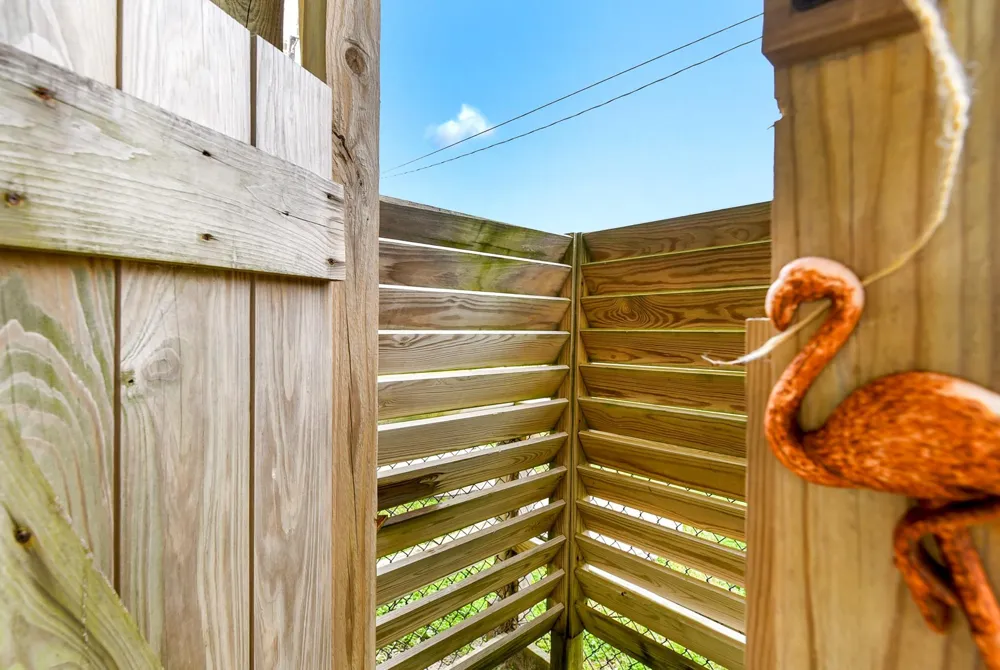 126 Nesmith Place Surfside Beach, TX 77541